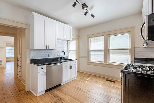 2415 N Murray Ave #2415 Photo 1
