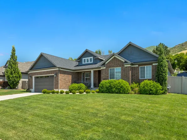 1668 N 400 W, Farmington, UT 84025