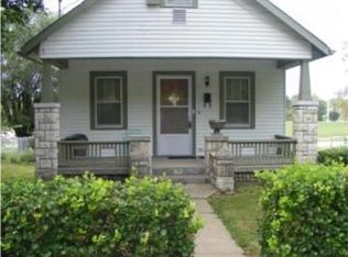 2016 Darby Ave, Kansas City, KS 66101