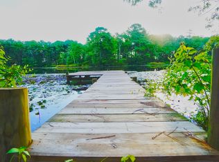 222 Dogwood Ln, Hague, VA 22469