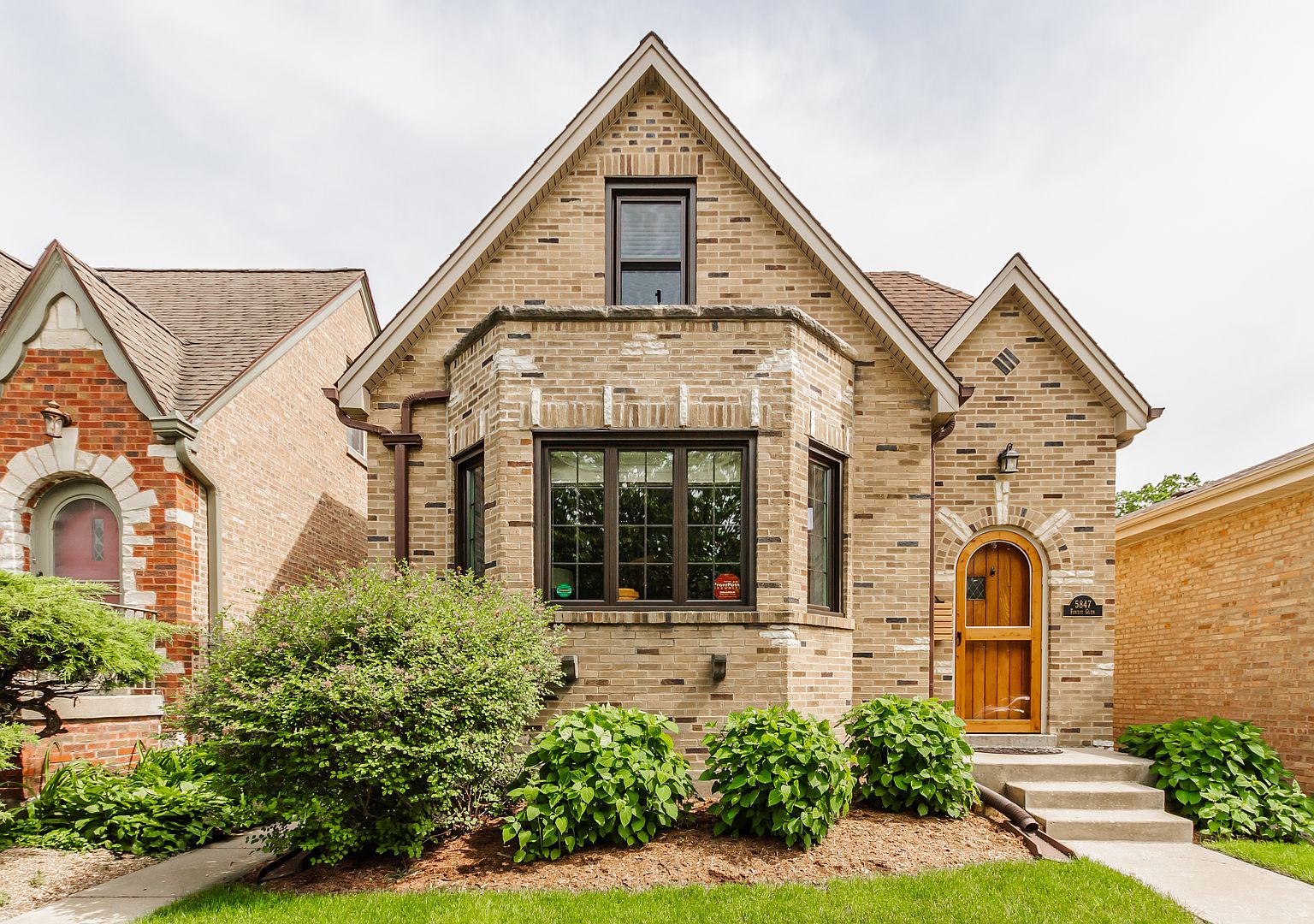 5847 N Forest Glen Ave, Chicago, IL 60646 Zillow