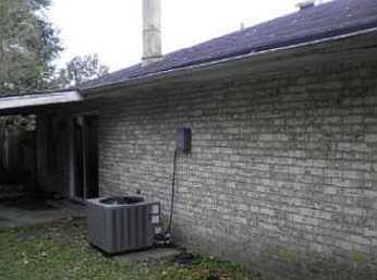 2nd image of 1616 Williamsburg Dr #D