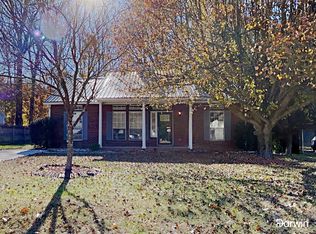 423 Cottonwood Park Dr, Charlotte, NC 28214