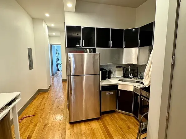 76 George Street image 1 of 13