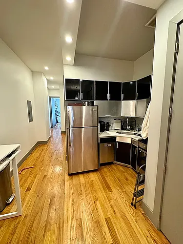 76 George St #1B Photo 1