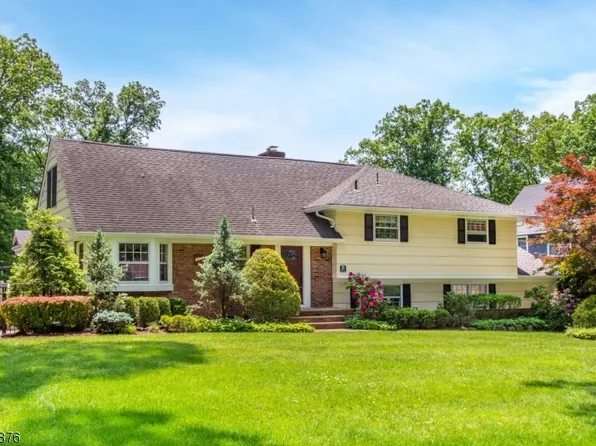 97 Magnolia Pl, Wayne Twp., NJ 07470