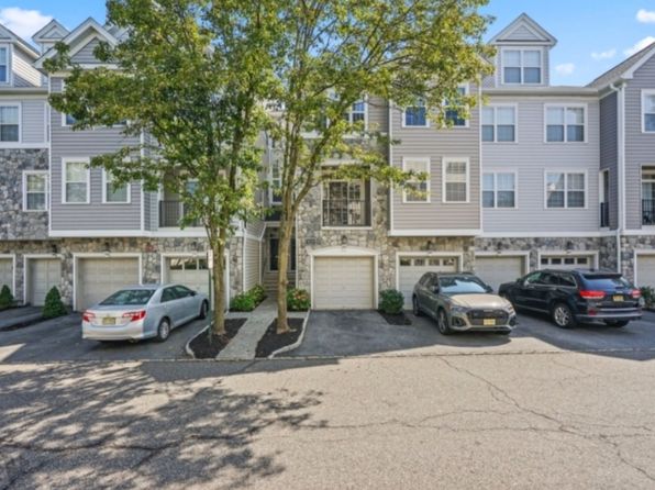 107 Brittany Ct #281