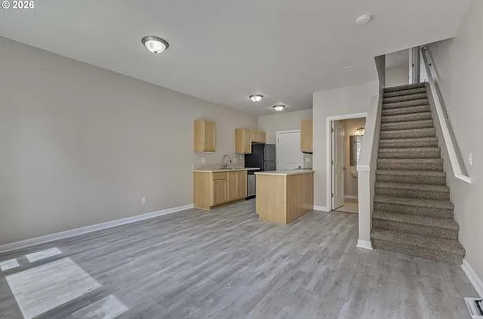 2 bed, 2.5 bath, 1120 sqft, $1,995 — Photo 4