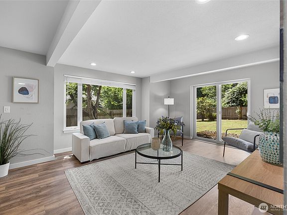 5th image of 2805 York Road