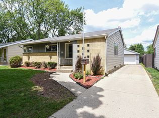 8612 W Lawrence Ave, Milwaukee, WI 53225