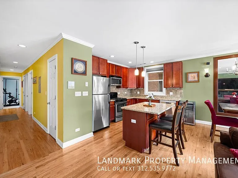 1152 W Roscoe St #2E — Photo 7