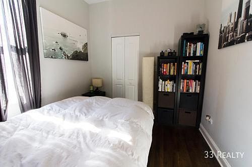 5th image of 1245 N California Ave #1R
