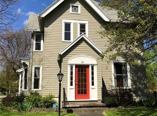 29 Monroe St, Honeoye Falls, NY 14472