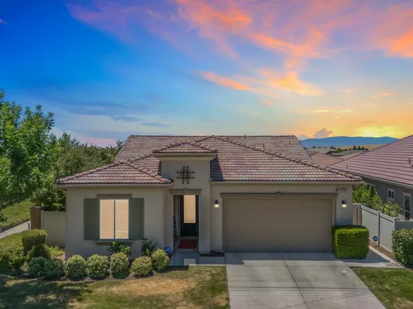 10009 Francois Ln, Bakersfield, CA 93306