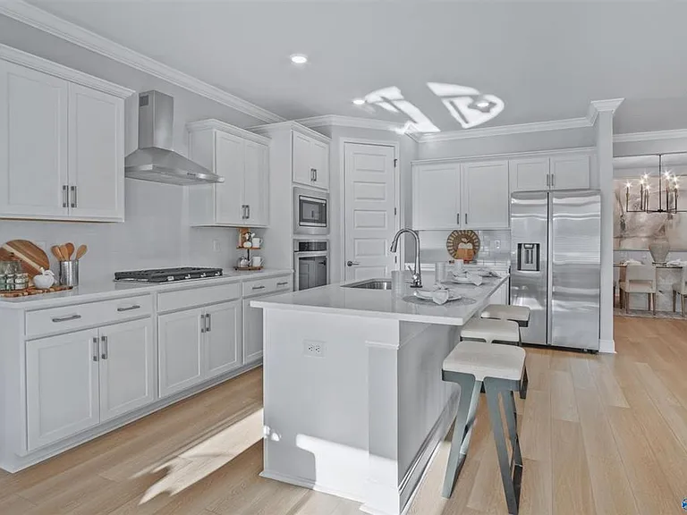22879 Ansley Dr — Photo 8