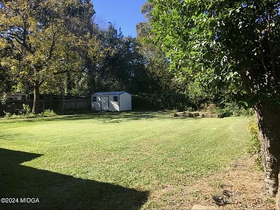 2nd image of 117 Pearce Dr