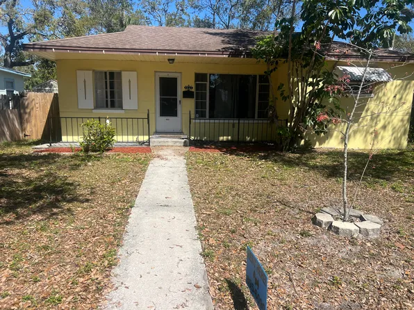 4027 Iris St N, Saint Petersburg, FL 33703