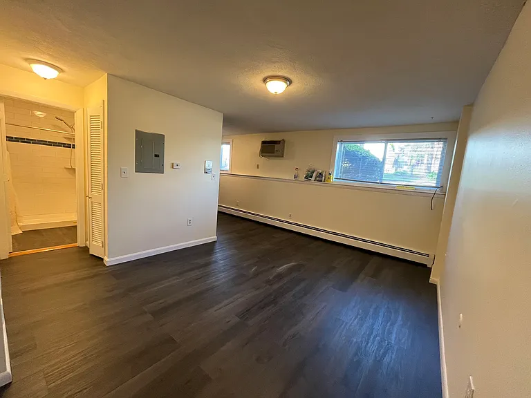 180 River St #C-4 — Photo 3