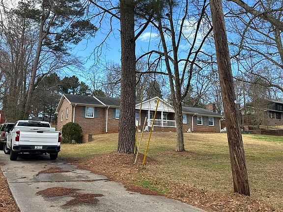 3rd image of 1305 Grantland Rd