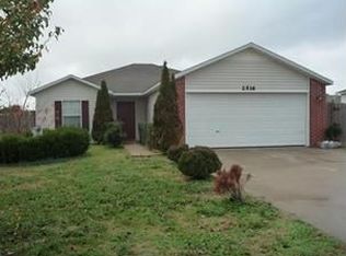 2516 Victoria St, Springdale, AR 72764