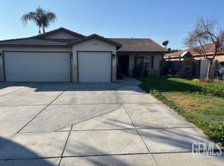 2209 Salvatore Ave, Bakersfield, CA 93313