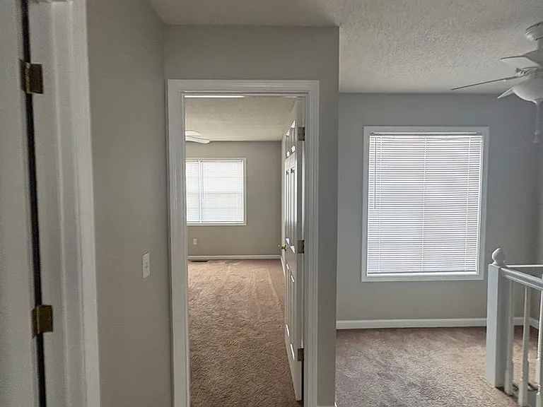 165 N Springview Dr — Photo 18