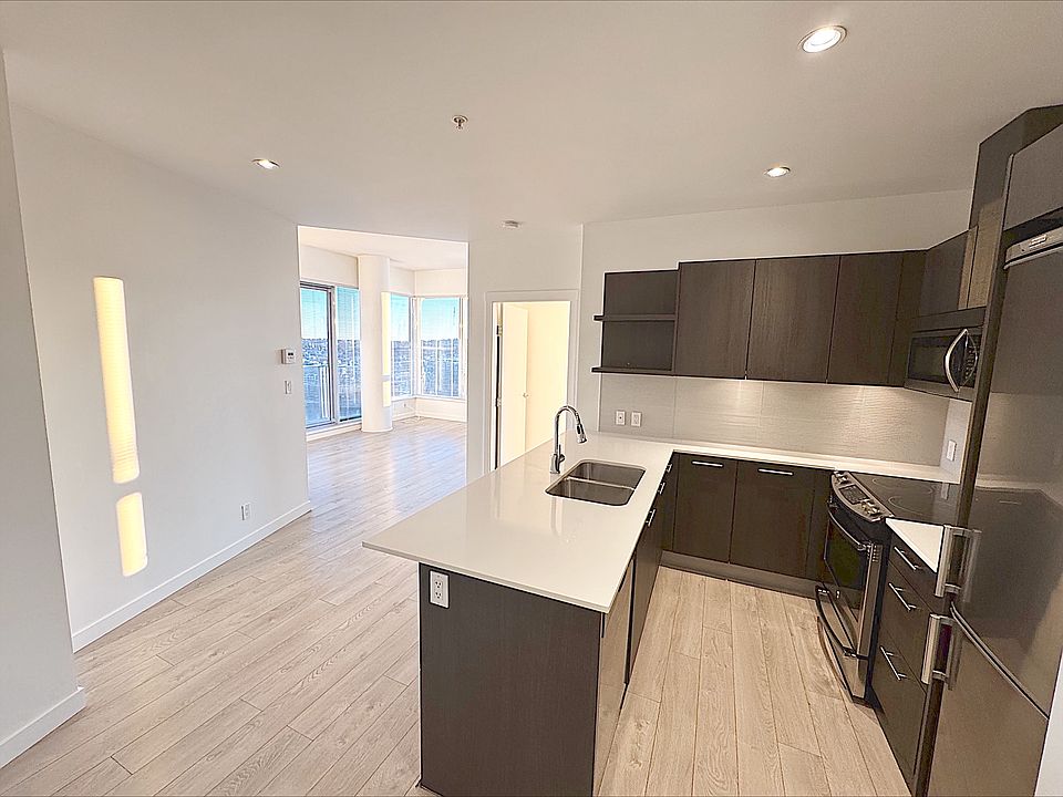 1st image of 97 W Georgia St #1411