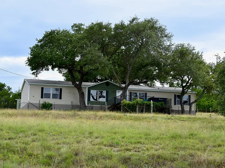 5450 FM 2325 — Photo 11