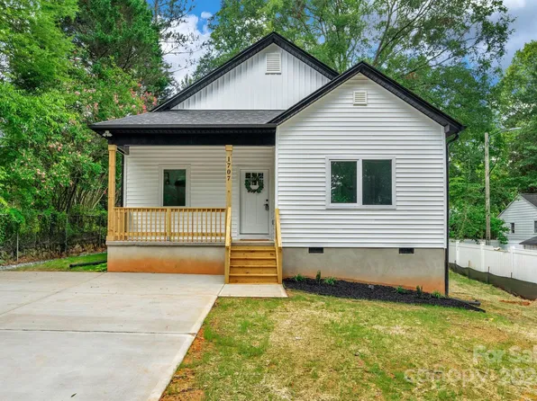 1707 W McFarland Ave, Gastonia, NC 28052