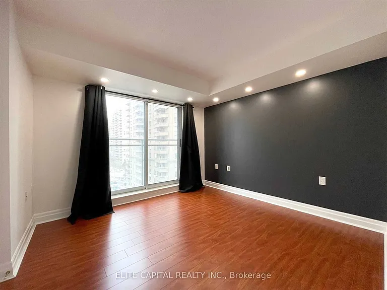 21 Hillcrest Ave #808 — Photo 7