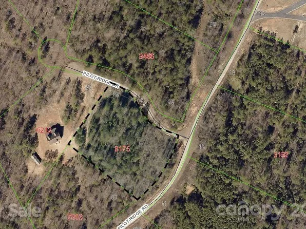 49 Pilot Ridge Dr #19, Nebo, NC 28761