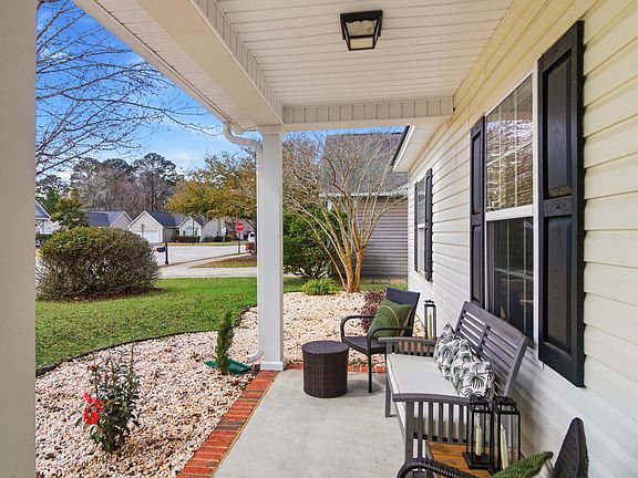 5th image of 2786 August Rd