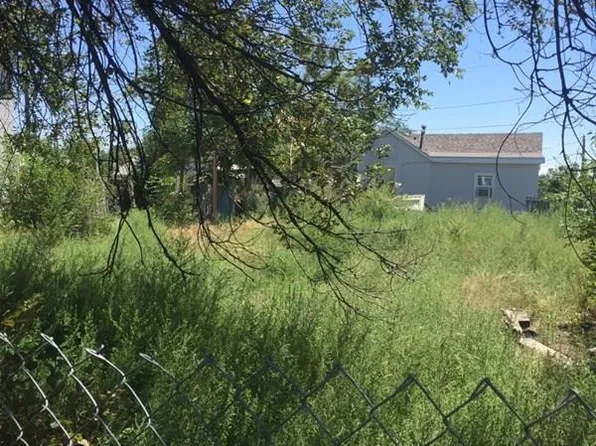 202 Cottonwood St, Pueblo, CO 81004