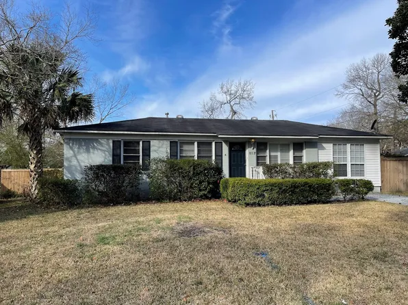 1117 Crull Dr, Charleston, SC 29407