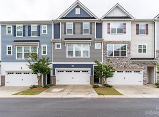15116 Holly Run Ln, Charlotte, NC 28277