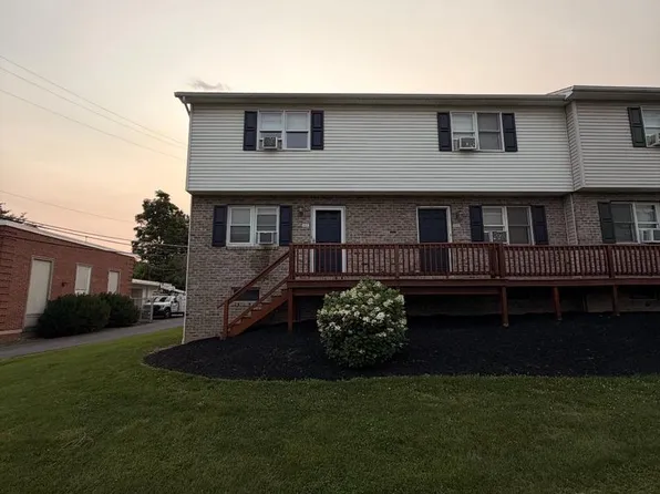 10 Taylor Dr APT J, Reedsville, PA 17084
