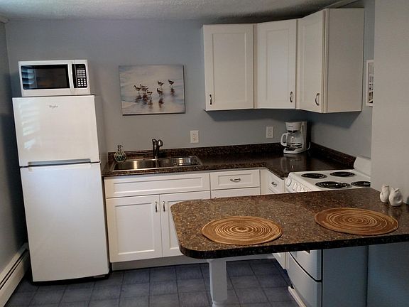 2nd image of 5 Ash St Floor 1