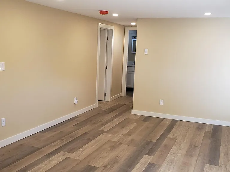3219 N Willamette Blvd — Photo 4