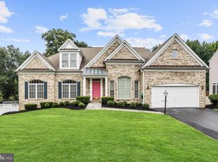 402 Phenita Point Dr, Millersville, MD 21108