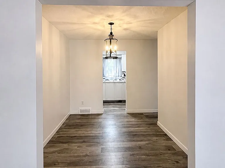 470 2nd St #8 — Photo 3