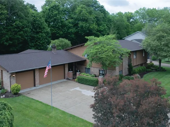 257 Ashley Ct, Dayton, OH 45434