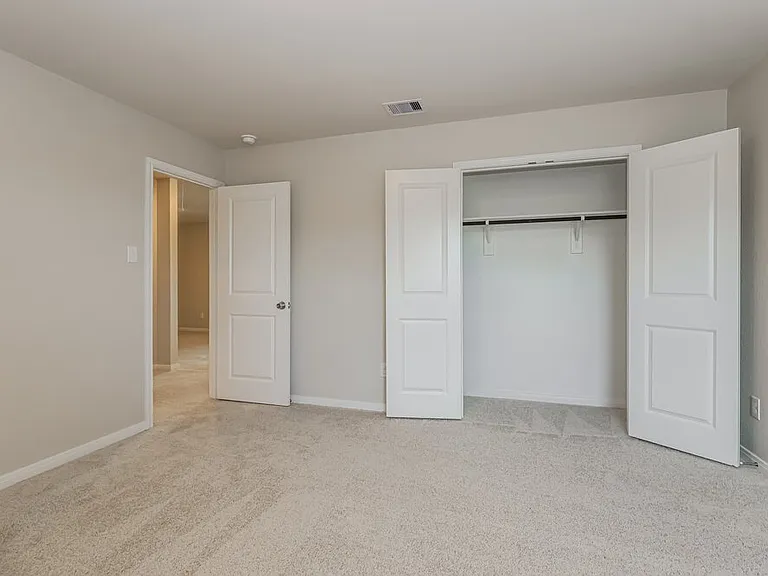 15582 Caramel Springs Dr — Photo 18