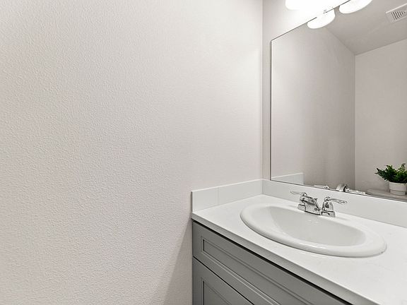 5th image of 2904 NE 137th St