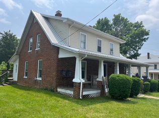 301 Giles Rd, Blacksburg, VA 24060