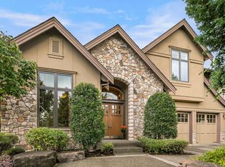 581 Saddleback Loop Way NW, Issaquah, WA 98027