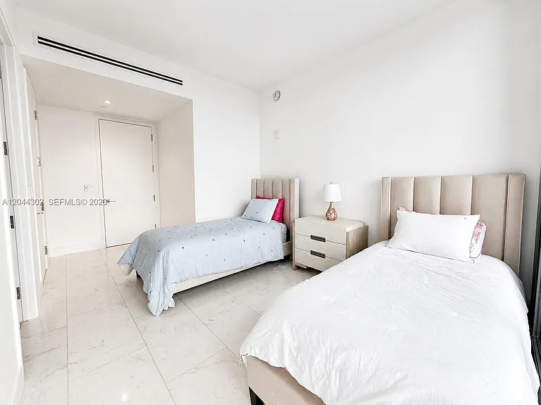 15701 Collins Ave #1703 — Photo 9