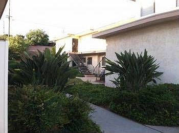 2nd image of 1321 College View Dr APT 2