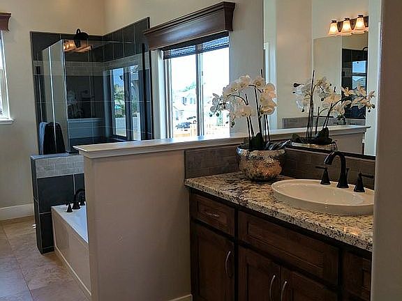 Primary Bath (double sinks) 