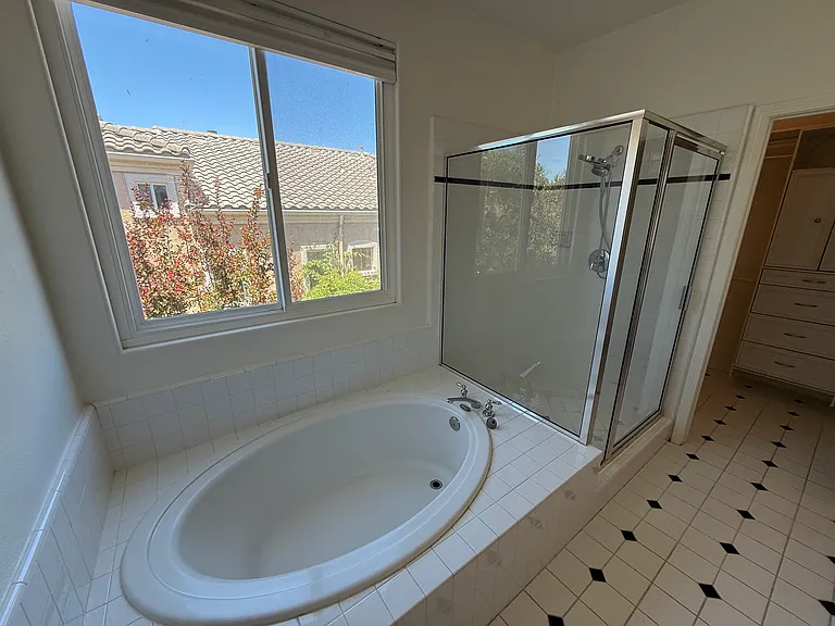 4017 Havenridge Ct — Photo 16