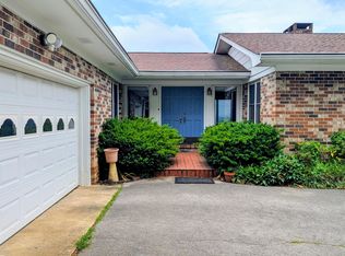 1233 Clearview Dr, Ringgold, GA 30736
